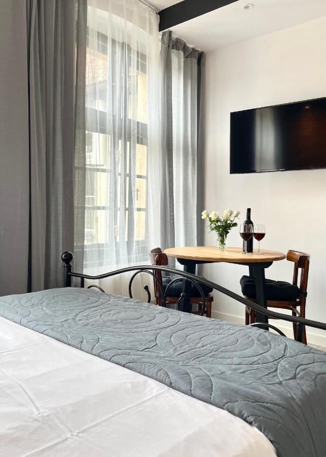 Copernicus Street Apartment - Broken Flowers And Twin Peaks Torun Luaran gambar