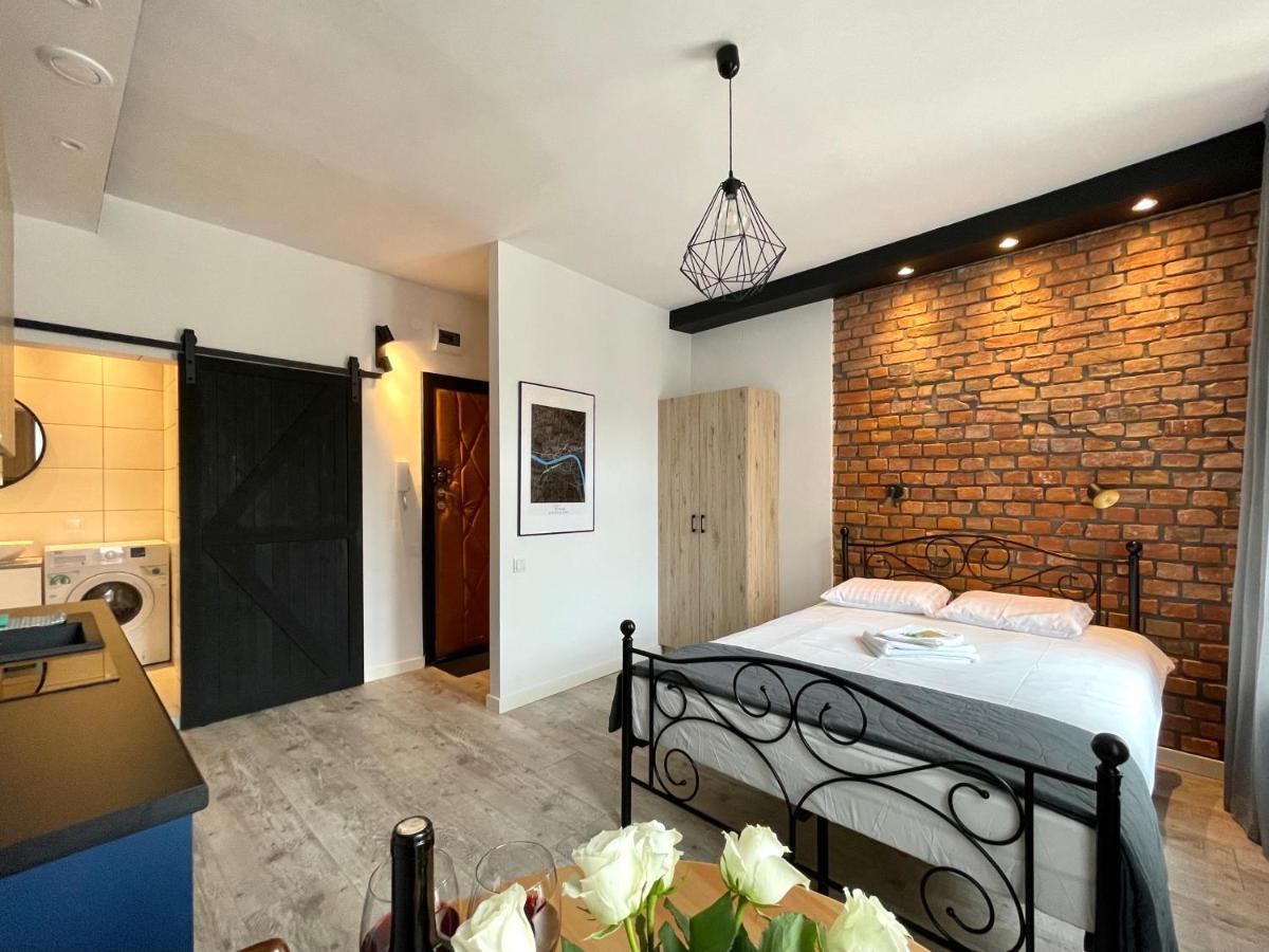 Copernicus Street Apartment - Broken Flowers And Twin Peaks Torun Luaran gambar