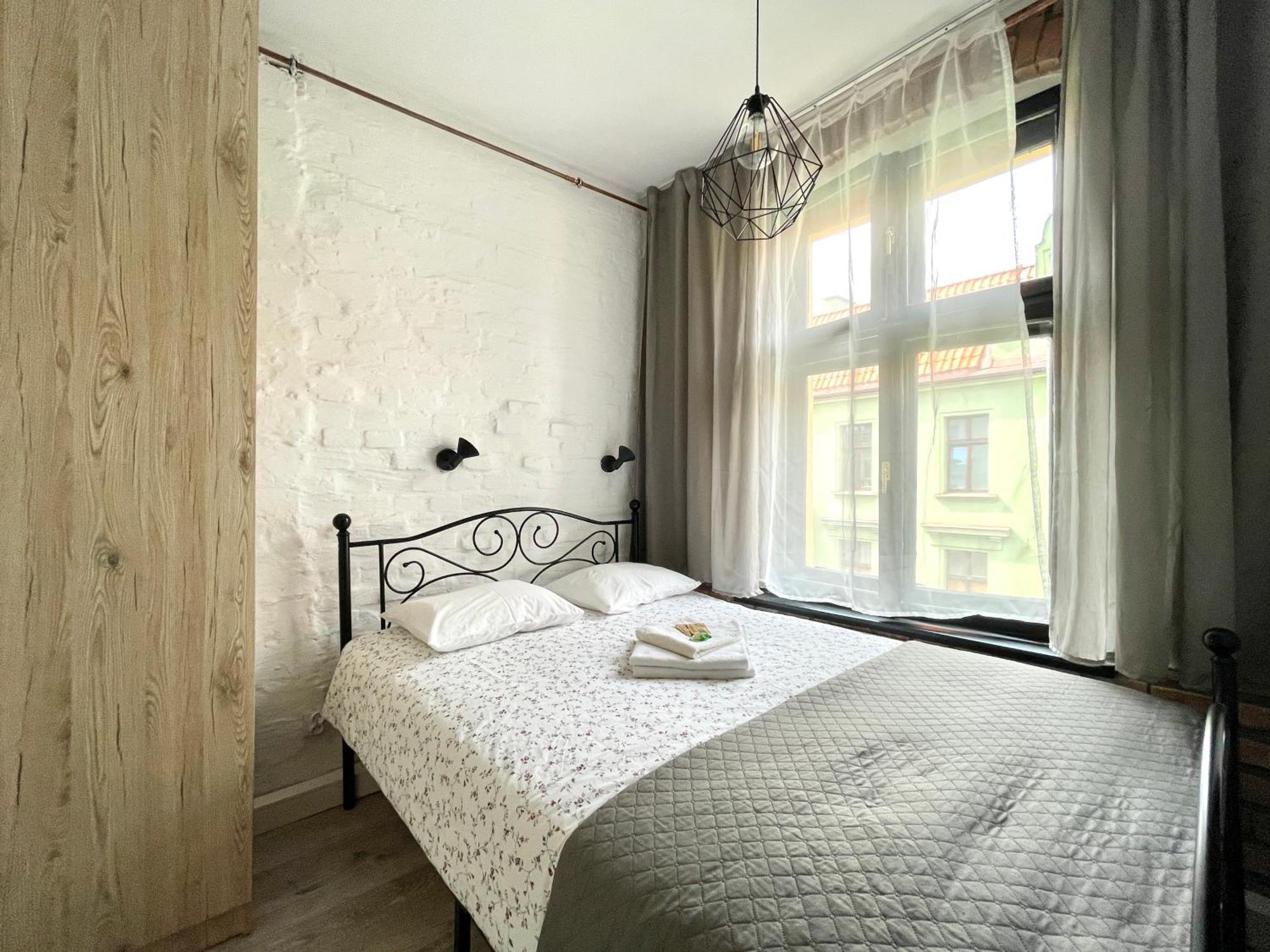 Copernicus Street Apartment - Broken Flowers And Twin Peaks Torun Luaran gambar