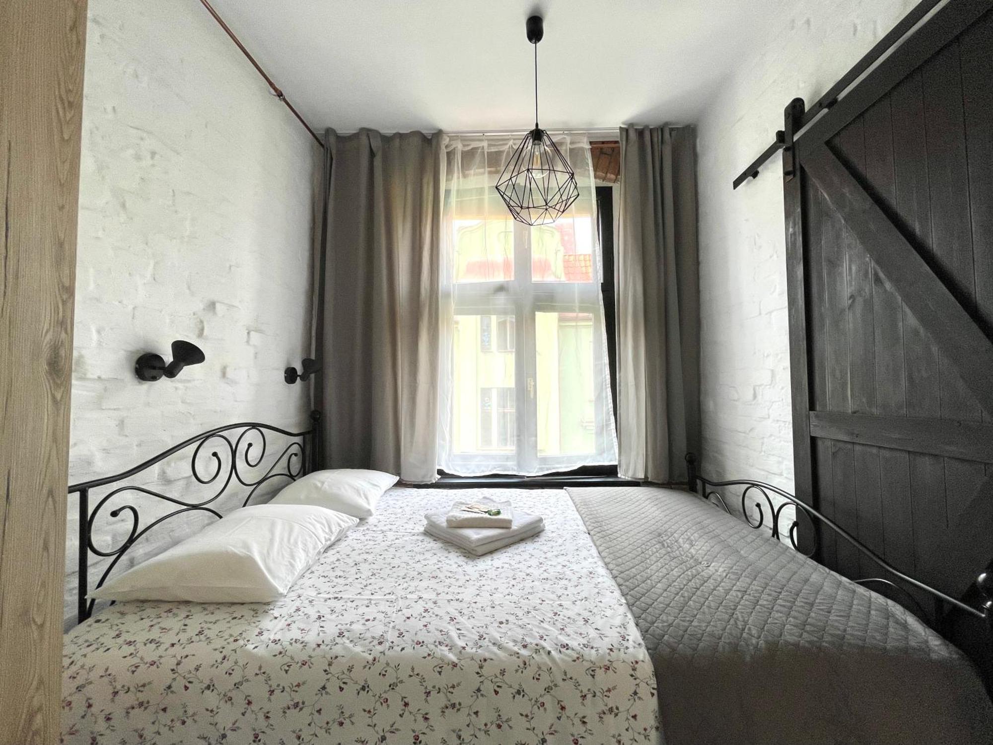 Copernicus Street Apartment - Broken Flowers And Twin Peaks Torun Luaran gambar